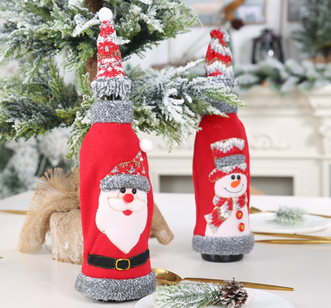 Christmas Wine Bottle Cover (2 Pieces)