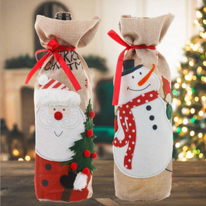 Christmas Wine Bottle Cover (2 Pieces)