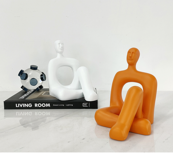 Thinker Man Resin Sculpture Ornament (3 colors)