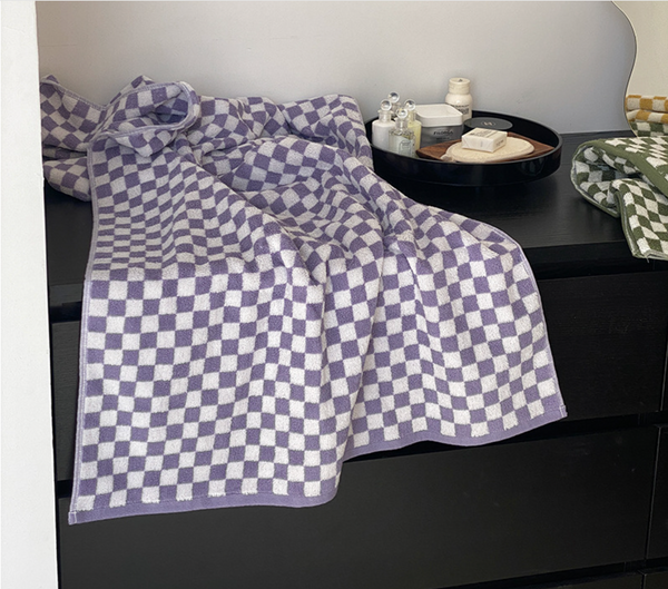 Retro Color Checkerboard Skin Friendly Cotton Towel