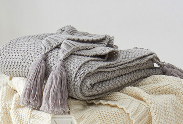 Soft Waffle Woven Tassel Blanket